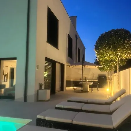 Verana With Pool Villa Savudrija