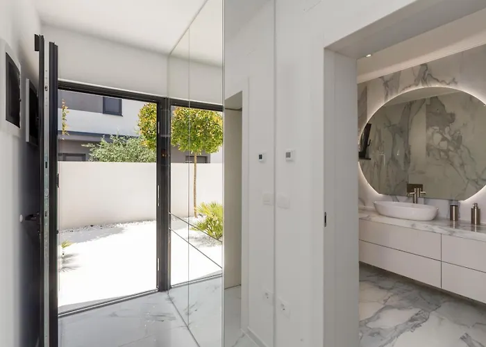 Verana With Pool 사부드리자