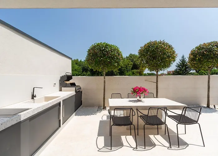 Villa Verana With Pool