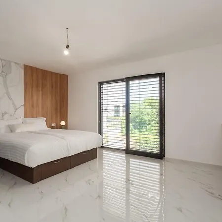 Villa Verana With Pool *