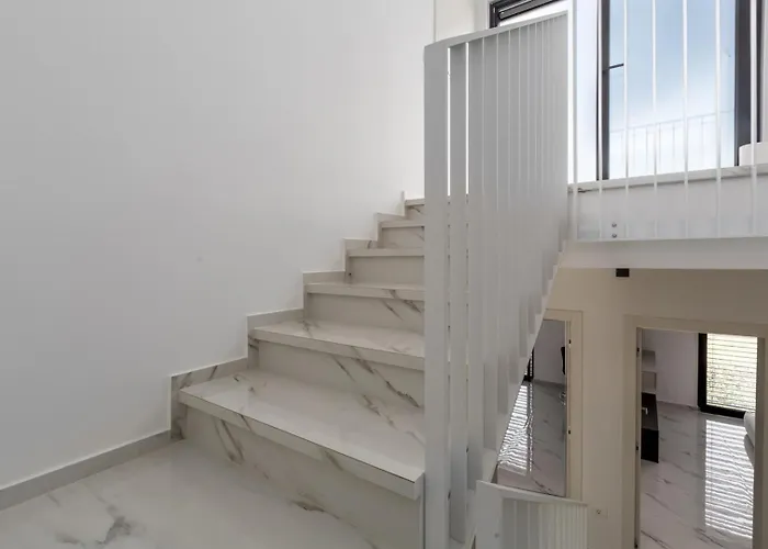 Βίλα Verana With Pool